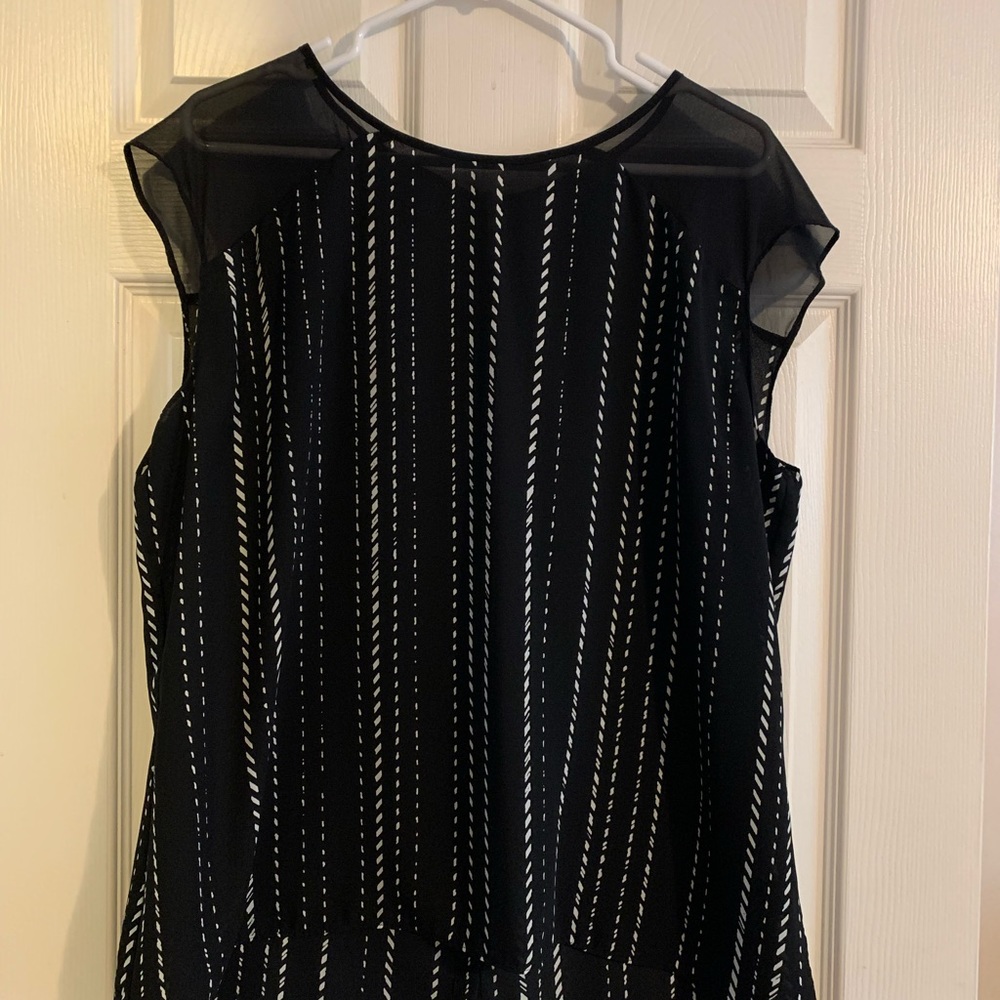 Sleeveless black top